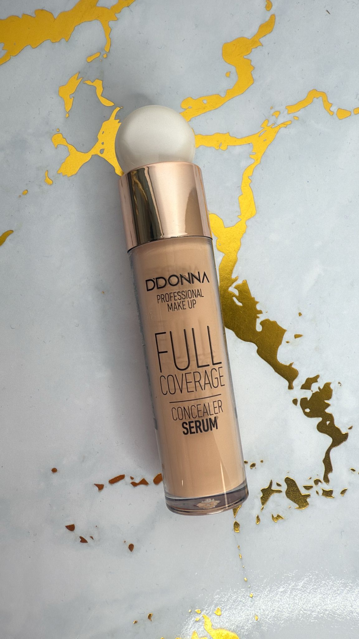 Corrector de alta cobertura con Serum