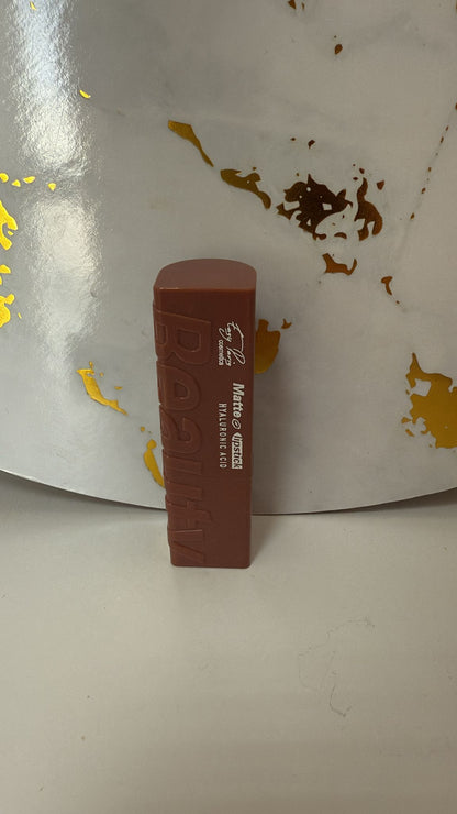 Labial mate