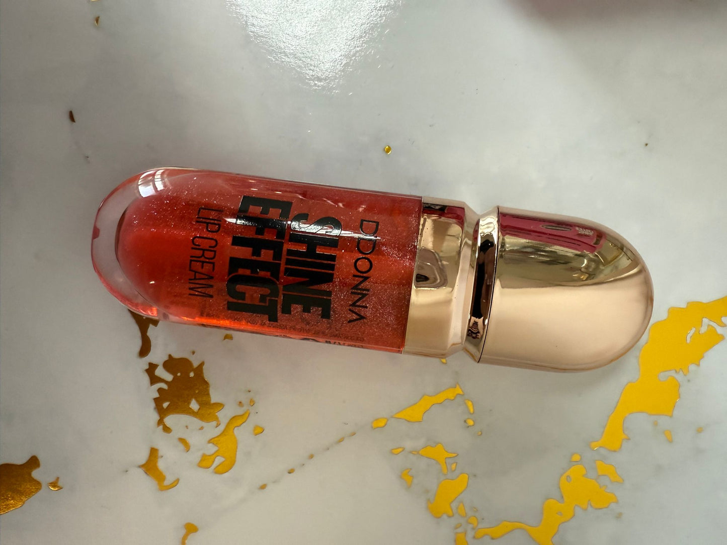 Crema labial brillo