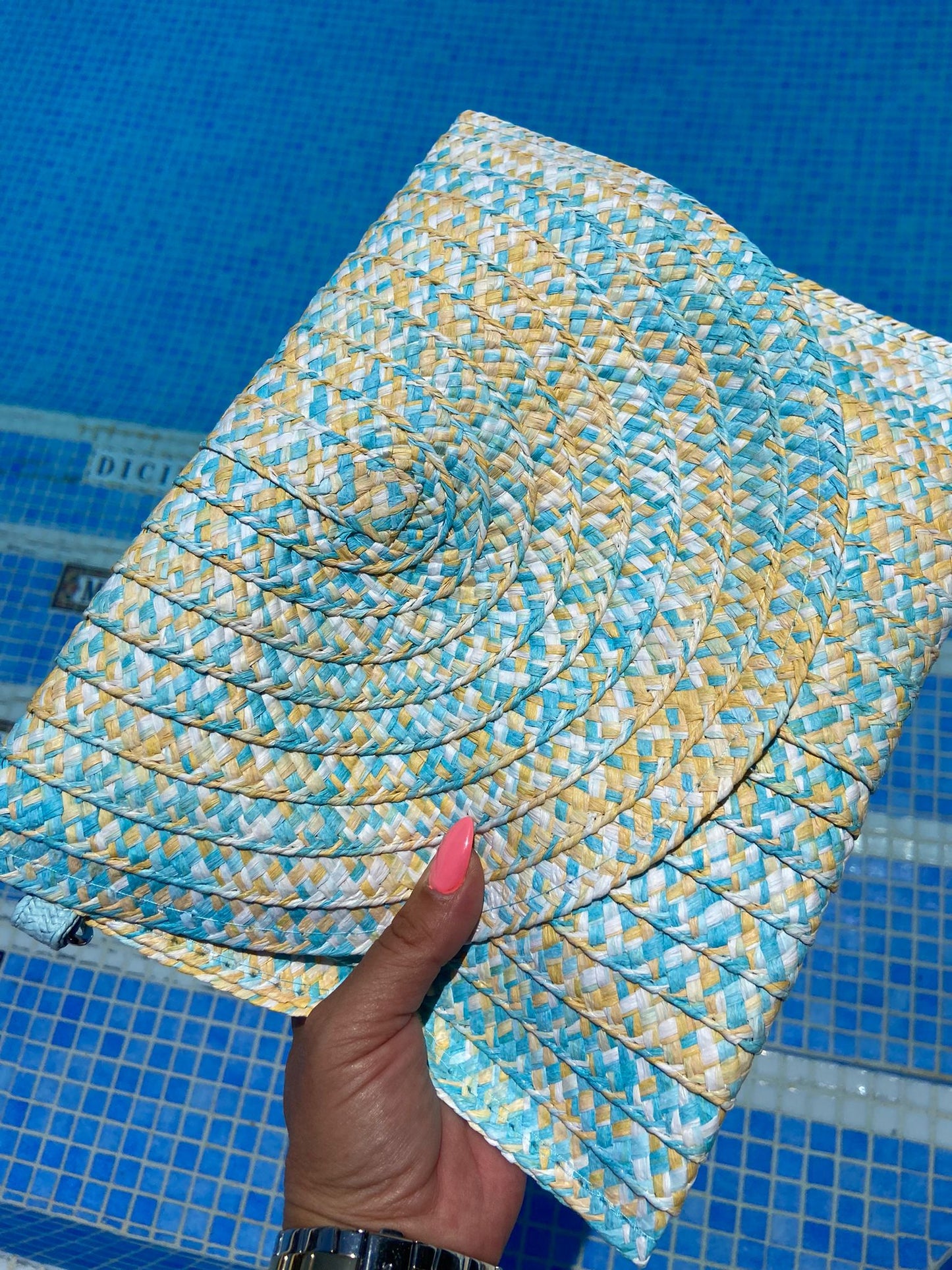Bolso de Rafia Trenzada - Colección Boho Chic Verano