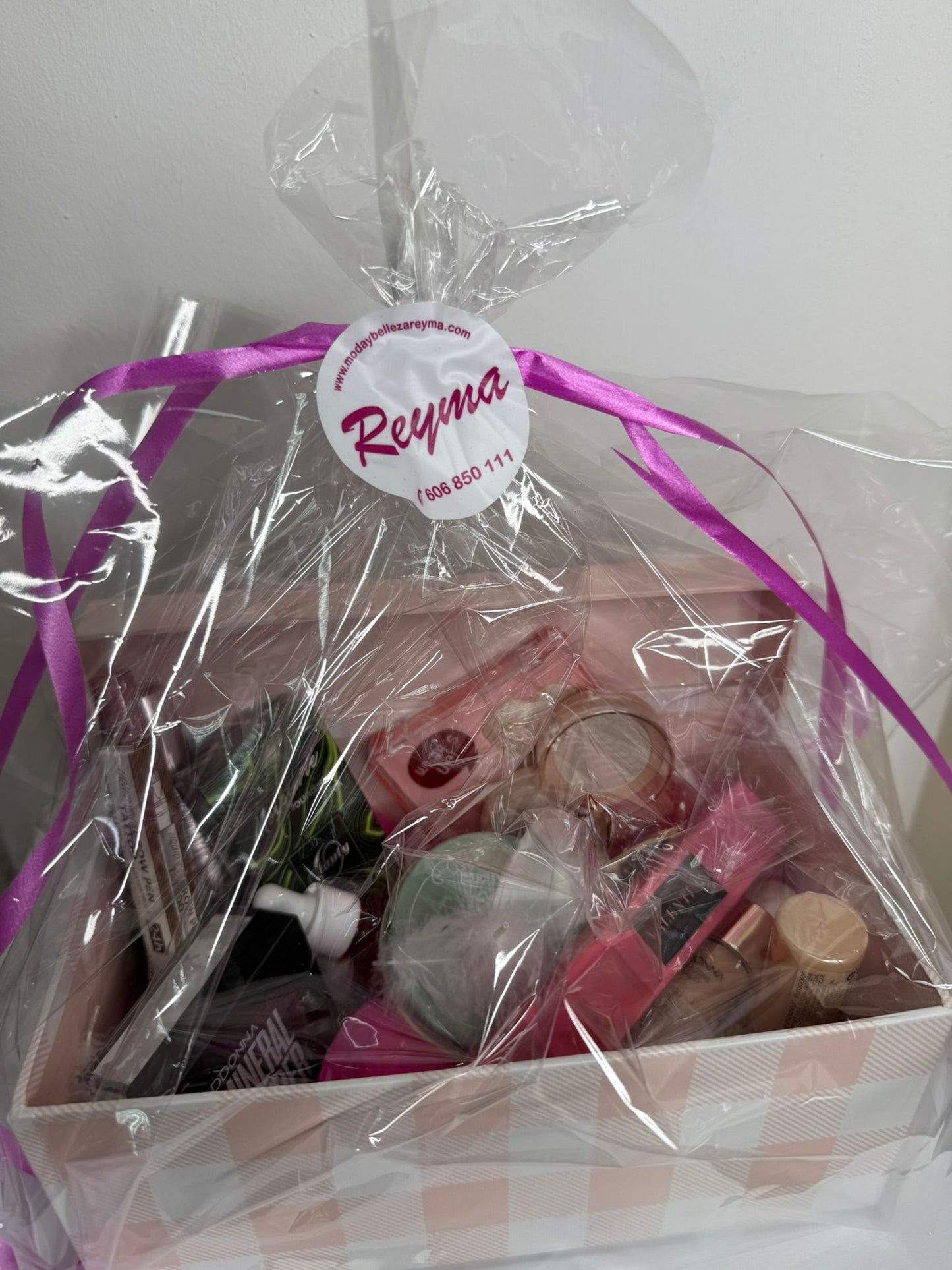 Cesta de regalo cosméticos