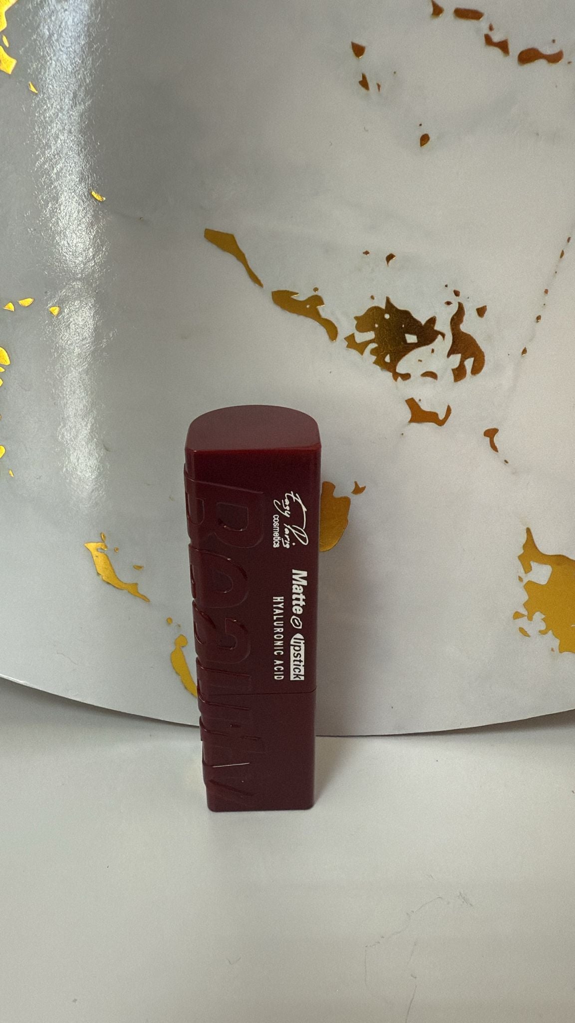 Labial mate
